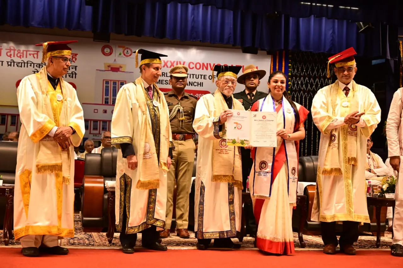 शिक्षा का उद्देश्य केवल किताबी ज्ञान अर्जित करना नहीं, इसे समाज के लिए उपयोगी बनाना है : राज्यपाल