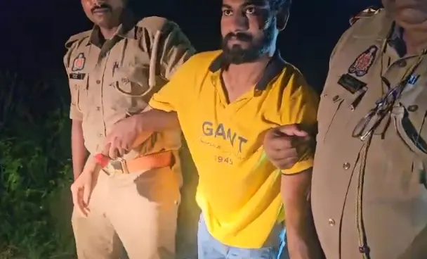दिल्ली में ईरानी गैंग पर पुलिस की बड़ी कार्रवाई, मुठभेड़ के बाद दो कुख्यात अपराधी गिरफ्तार