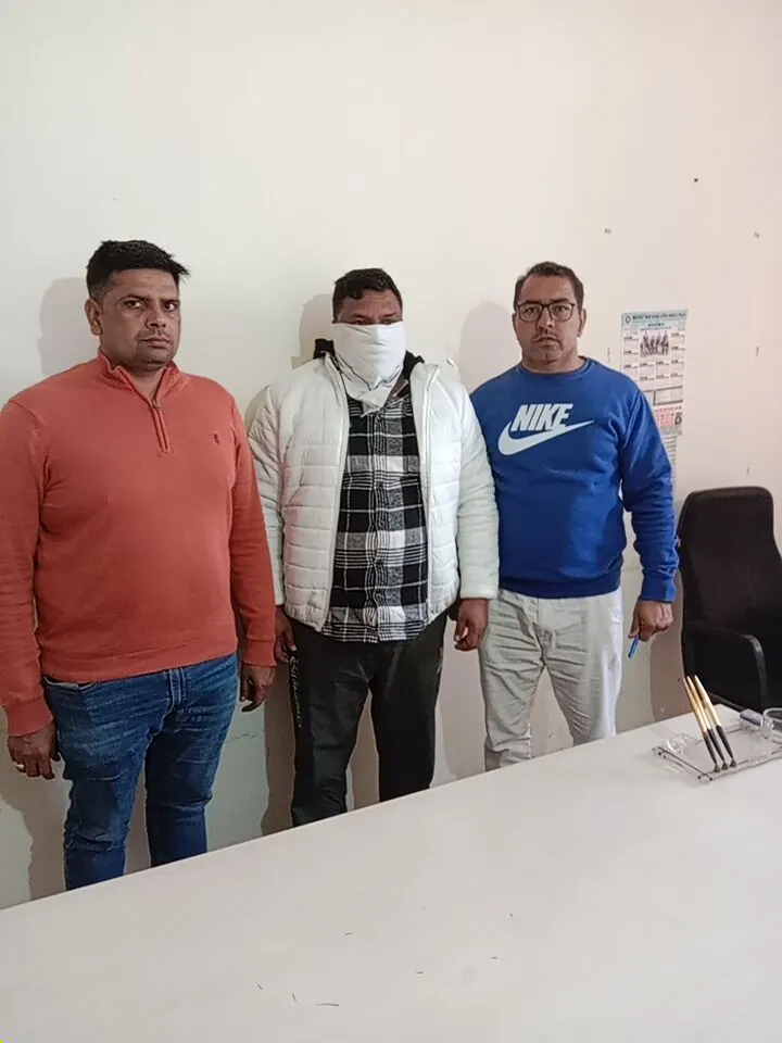 अंबाला में तीस हजार रुपये की रिश्वत लेता पुलिस इंस्पेक्टर गिरफ्तार