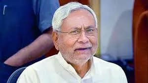 बिहार के सीवान में मुख्यमंत्री नीतीश के आगमन के बीच धमाका, युवक की मौत