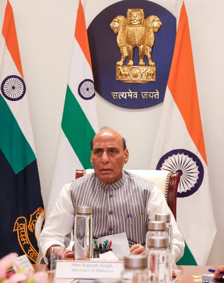 राजनाथ सिंह की वियतनाम और दक्षिण कोरिया की यात्रा, रक्षा साझेदारी पर होगी वार्ता