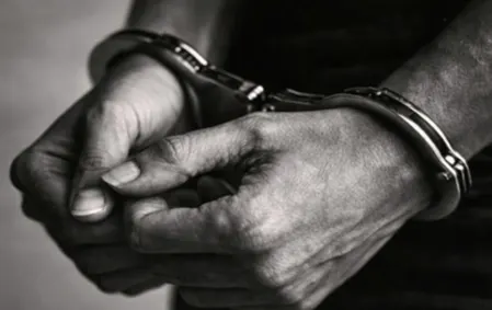 दहेज हत्या मामले में वांछित मुख्य आरोपी सागर लोधी गिरफ्तार, सआदतगंज पुलिस ने केजीएमयू ट्रॉमा सेंटर से पकड़ा