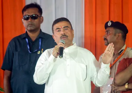 बंगाल की सियासत में नया मोड़, 20 बागी सांसदों से दिल्ली में मिलेंगे सुवेंदु अधिकारी