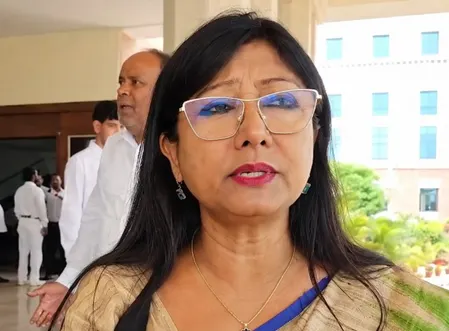 विपक्ष का सरकार पर दबाव, छात्रों, पेपर लीक और राम मंदिर चढ़ावा मामले पर चर्चा की मांग