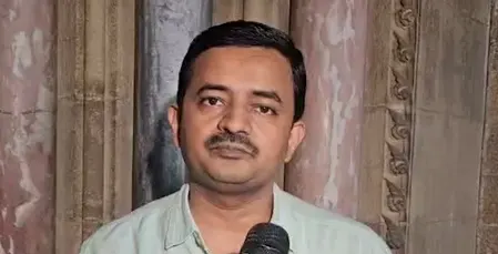 चलती महालक्ष्मी एक्सप्रेस में धुएं की सूचना, यात्रियों में दहशत; रेलकर्मियों ने संभाली स्थिति