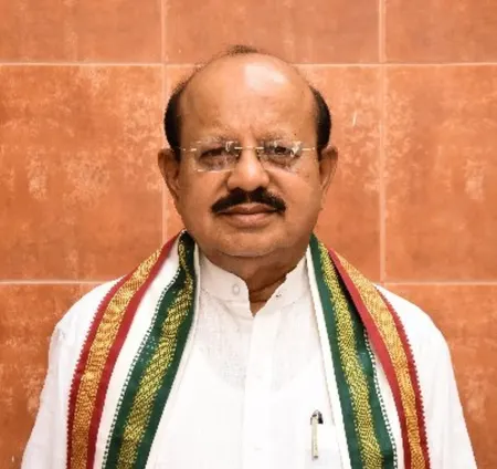 कर्नाटक में कैबिनेट विस्तार के बाद कांग्रेस में घमासान, सीनियर नेताओं की नाराजगी सामने आई