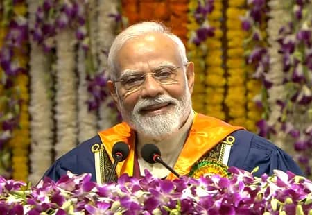 आईआईटी दिल्ली में छात्रों से पीएम मोदी का संवाद, बोले- 'मैं बाबा बागेश्वर नहीं हूं'
