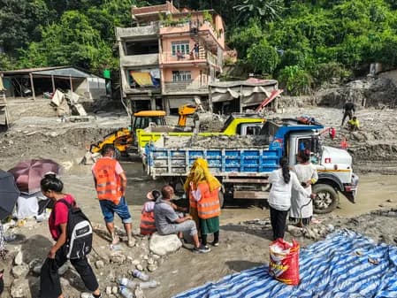 नेपाल त्रासदी में बढ़ा मौतों का आंकड़ा, अब तक 1,252 शव मिले; चितवन में सबसे अधिक मौतें