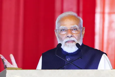 पीएम मोदी के कार्यक्रम के लिए उमड़ा जनसैलाब, बुकिंग खुलते ही एक घंटे में सभी सीटें फुल, 42 हजार से ज्यादा लोगों को नहीं मिली जगह