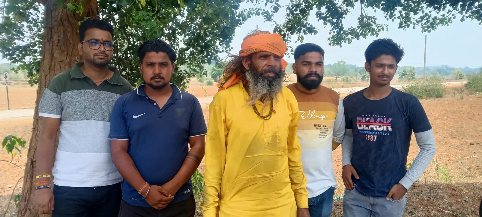 पुरी धाम की दंडवत यात्रा पर निकले राजस्थान के हरि सिंह 3,500 किमी की दूरी तय कर पहुंचे खूंटी