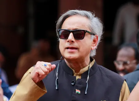शशि थरूर ने की शुभांशु शुक्ला की अंतरिक्ष उपलब्धि की सराहना, कहा- गगनयान मिशन के लिए बहुमूल्य अनुभव मिला