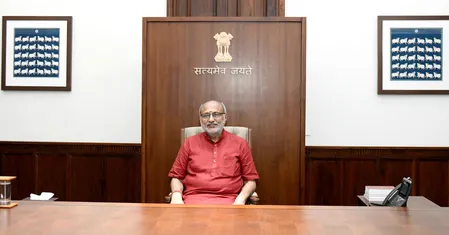 आडवाणी ने सभी को ईमानदारी और देशभक्ति के मूल्यों को बनाए रखने के लिए प्रेरित किया: उपराष्ट्रपति