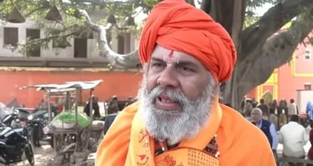 अयोध्या में ध्वजारोहण कार्यक्रम ऐतिहासिक: महंत राकेश तिवारी