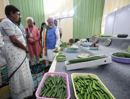 प्राकृतिक खेती ही भारत का कृषि भविष्य: पीएम मोदी