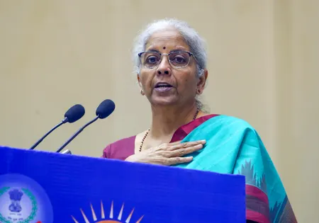 एक्साइज ड्यूटी में कटौती से पेट्रोल-डीजल महंगाई पर रोक, आम जनता को मिली राहत
