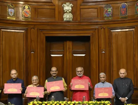 उपराष्ट्रपति ने सुधा मूर्ति की पुस्तक का किया विमोचन, बोले-भारत हमेशा से एक रहा है और सदा एक रहेगा
