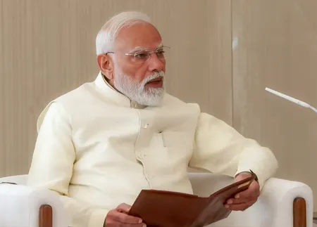 पीएम मोदी की यात्रा से भारत-यूएई संबंधों को मिला बढ़ावा, 5 अरब डॉलर के निवेश के साथ हुए कई समझौते