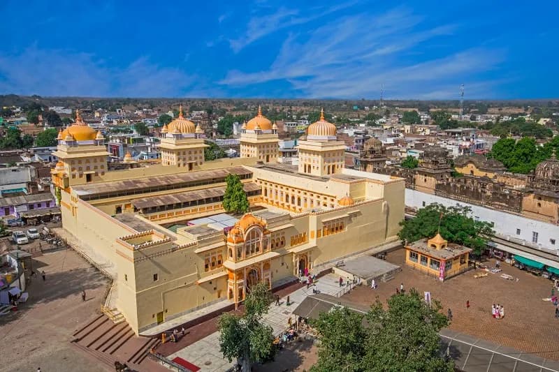 मप्र : उज्जैन में होगा प्रदेश का पहला होलिका दहन, ओरछा में होली पर गर्भगृह से बाहर आएंगे राजा राम