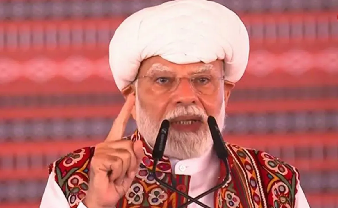 'मोदी का बाप भी जाएगा' पर PM मोदी गुजरात से बोले - बाप-दादा की बात छोड़ो, अंतिम सांस तक देश की सेवा...