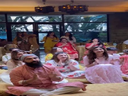 साईं बाबा की पवित्र कफनी और पादुका लेकर आईं शिल्पा शेट्टी, घर पर परिवार के साथ की पूजा
