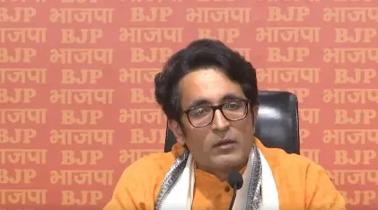 भाजपा नेताओं को धमकाते टीएमसी विधायक का वीडियो वायरल, हार के डर से आतंक और हिंसा का सहारा लेने का आरोप