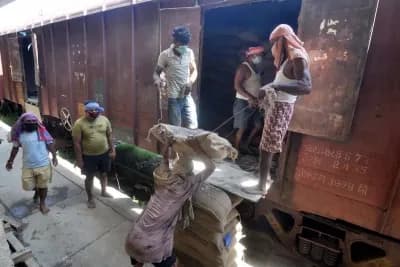 भारत का बड़ा टारगेट: 2030 तक 3,000 मिलियन टन फ्रेट क्षमता, रेलवे पर फोकस