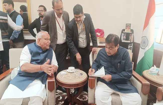 पटना-पूर्णिया ग्रीन फील्ड एक्सप्रेस-वे का कटिहार तक विस्तार के लिए केंद्रीय मंत्री से मिले तारकिशोर प्रसाद