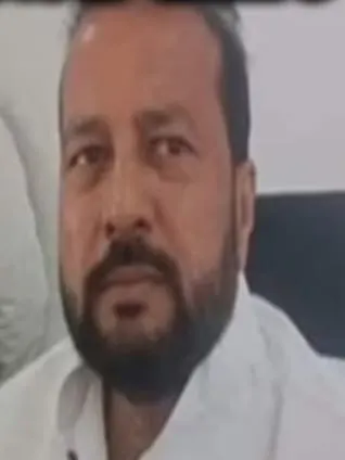 राजद एमएलसी विनोद जायसवाल के घर पर आयकर की छापेमारी