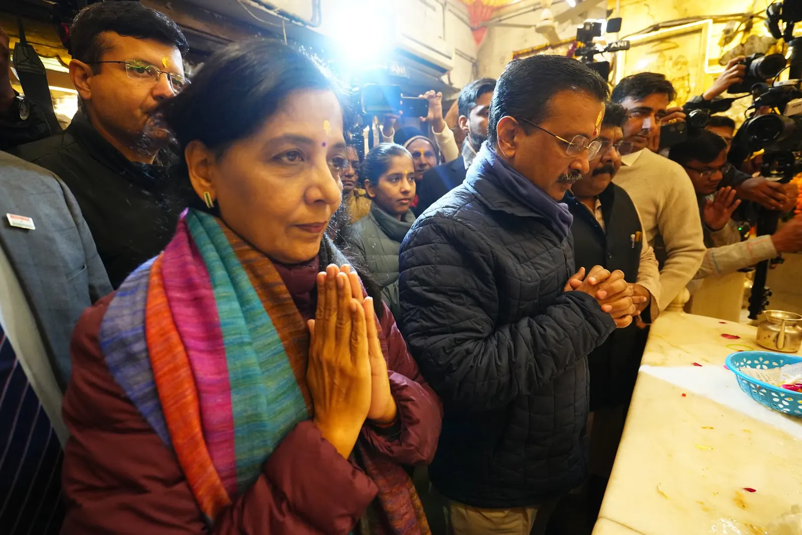दिल्ली विस चुनावः केजरीवाल, प्रवेश वर्मा, बिधूड़ी समेत कई नेताओं ने नामांकन दाखिल किया