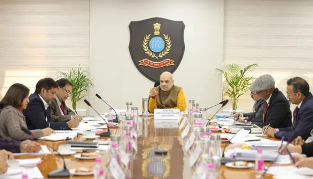 केन्द्र सरकार भारतीय पुलिस को स्मार्ट बलों में बदलने के लिए प्रतिबद्धः गृह मंत्री