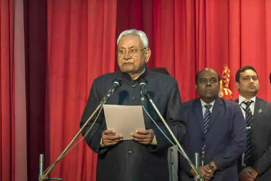 9वीं बार बिहार के मुख्यमंत्री बने नीतीश कुमार-शपथ ग्रहण समारोह में शामिल हुए जेपी नड्डा, मोदी-मोदी के लगे नारे
