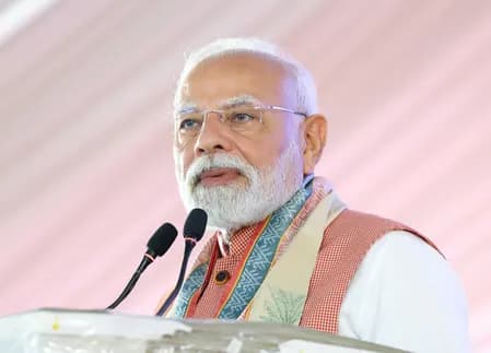 पुणे में सड़क हादसा: पिकअप पलटने से 7 श्रद्धालुओं की मौत, पीएम मोदी ने जताया दुख