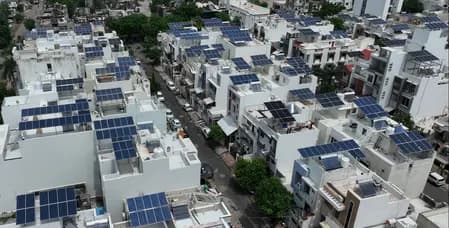 देश की नवीकरणीय ऊर्जा में 16.50 प्रतिशत योगदान के साथ गुजरात देश में अग्रसर