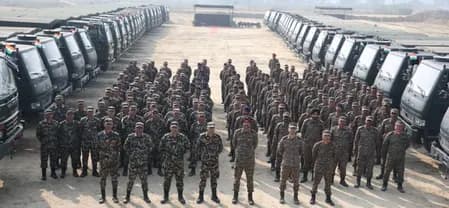 सैन्य संबंधों में मजबूतीः आर्मी ने नेपाली सेना को दिए 50 मिलिट्री यूटिलिटी वाहन