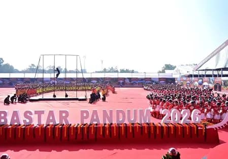 अब माओवाद नहीं, विकास और आत्मविश्वास की पहचान है बस्तर: पीएम मोदी
