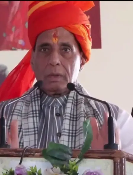 दुश्मन ने उकसाया तो घर में घुसकर कार्रवाई करेगा भारत : राजनाथ सिंह