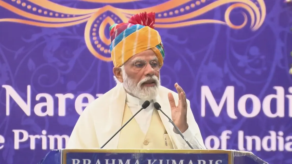 प्रधानमंत्री बुधवार को मुंबई में तीन नौसैनिक युद्धपोत राष्ट्र को करेंगे समर्पित