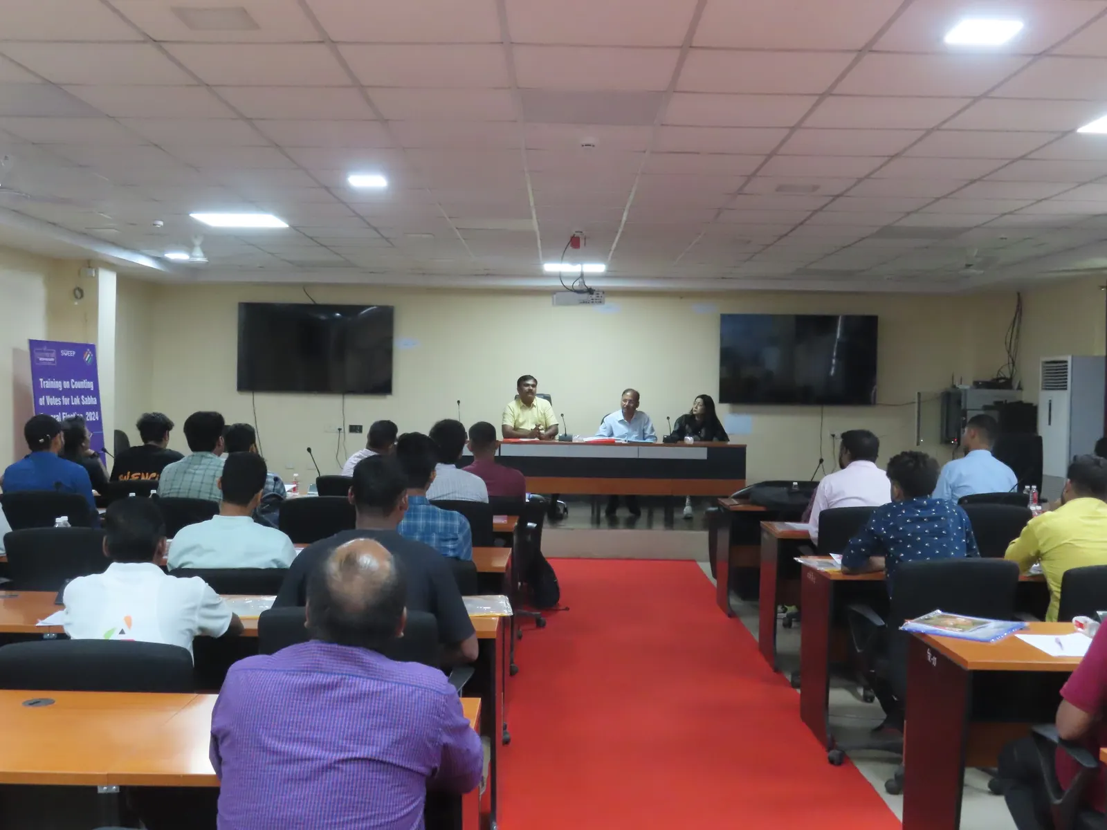 विधानसभा चुनाव से पूर्व कैप सर्वे की तैयारी, सर्वेक्षण कर्मी 27 जून से करेंगें आंकड़ा संग्रह जुलाई के अंत तक सर्वे टीम निर्वाचन विभाग को सौंपेगी सर्वे रिपोर्ट