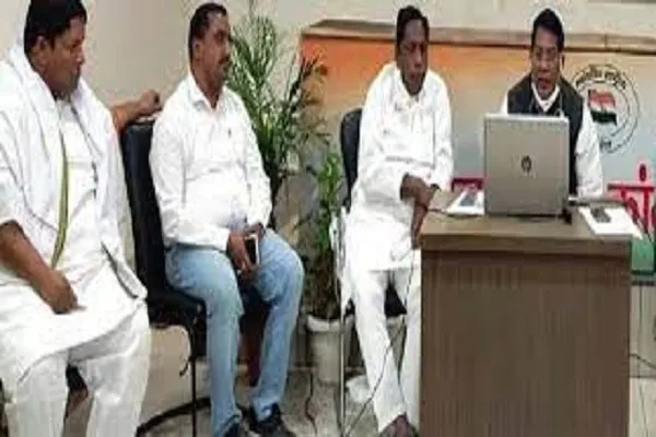 दिल्ली में हैं कांग्रेस के प्रदेश अध्यक्ष और चारों मंत्री,लोस चुनाव पर मंथन जारी