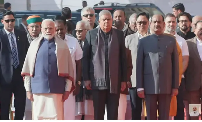 प्रधानमंत्री मोदी ने संसद हमले के शहीदों को श्रद्धांजलि दी