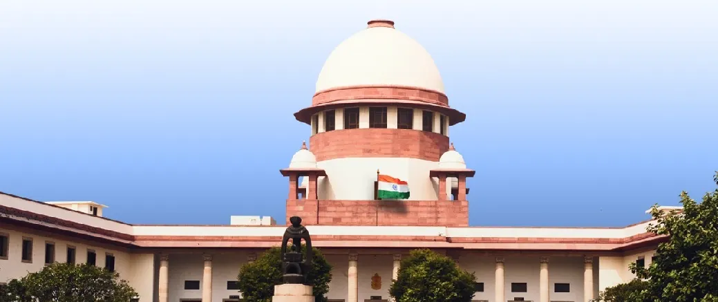 संभल में बिना नोटिस बुलडोजर एक्शन को लेकर अवमानना याचिका पर सुप्रीम कोर्ट में सुनवाई टली