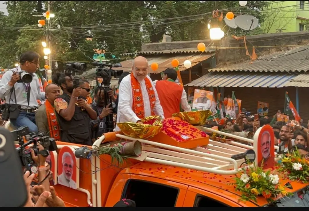 केंद्रीय गृह मंत्री अमित शाह ने रांची में किया रोड शो,एक झलक पाले को उमड़ा जनसैलाब,लगे जय श्री राम के नारे
