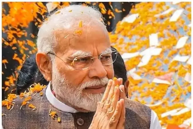 काशी में प्रधानमंत्री के भव्य स्वागत के लिए तैयारी पूरी, 36 परियोजनाओं की देंगे सौगात