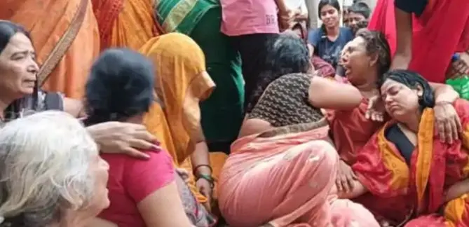 बिहार के बक्सर में 3 लोगों की गोली मारकर हत्या, 2 लोग गंभीर रूप से घायल