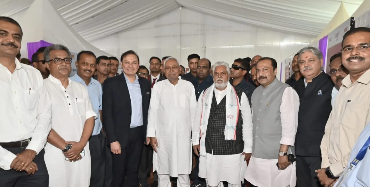 ककोलत सौंदर्यीकरण का मुख्यमंत्री नीतीश ने किया लोकार्पण, अडानी सीमेंट फैक्ट्री का शिलान्यास