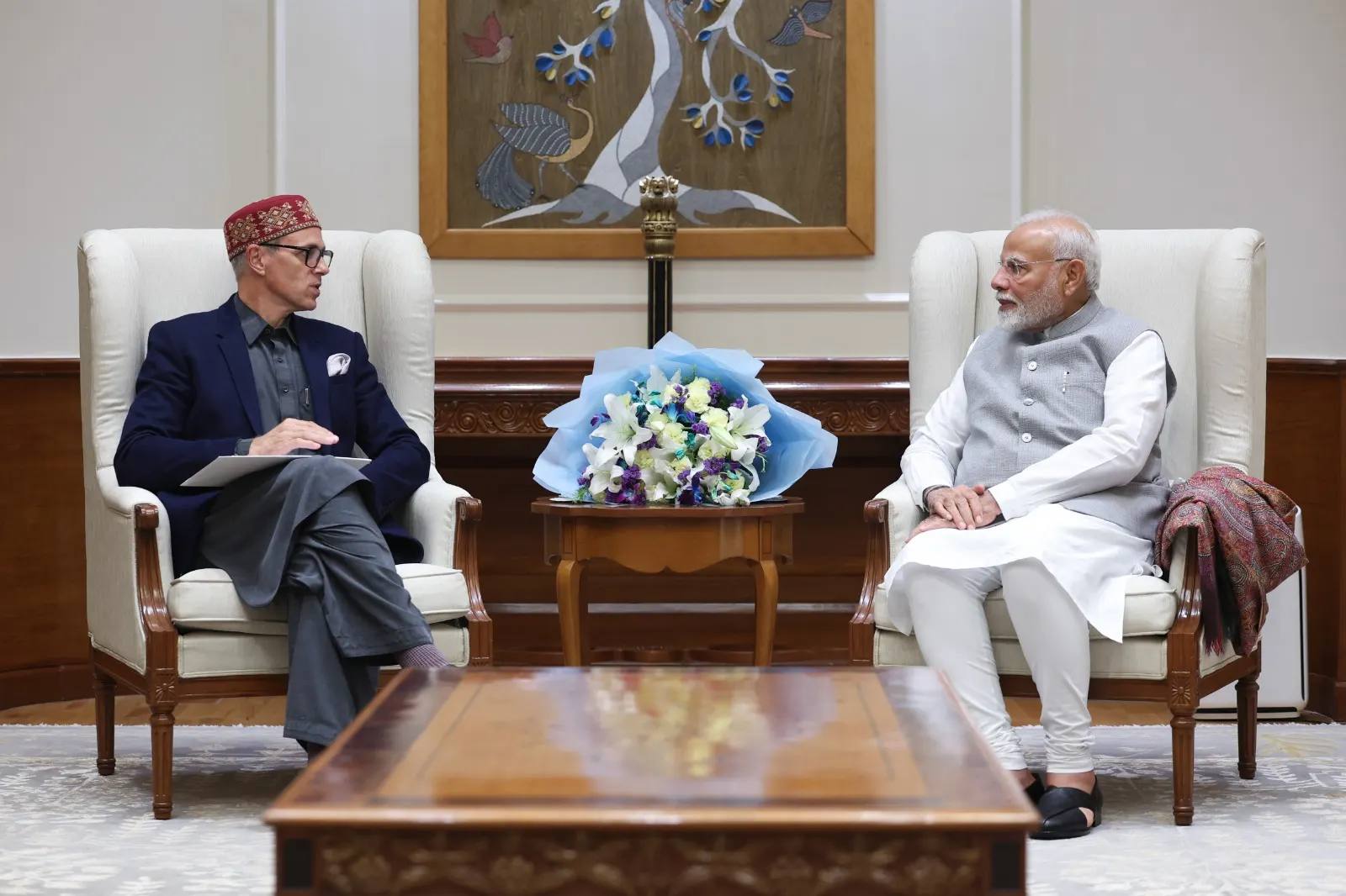 जम्मू-कश्मीर के मुख्यमंत्री उमर अब्दुल्ला ने प्रधानमंत्री मोदी से मुलाकात की