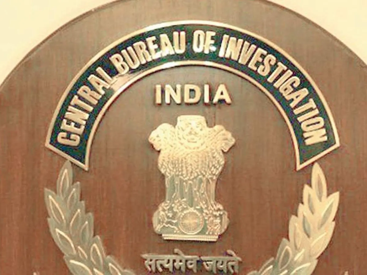 एफसीआरए के कथित उल्लंघन के मामले में सीबीआई ने हर्ष मंदर के घर और कार्यालय पर छापे मारे