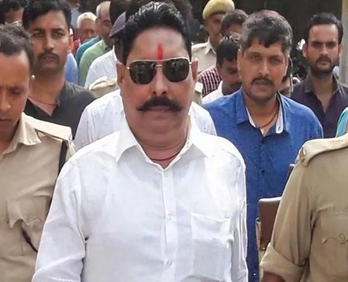 विधायक अनंत सिंह की पैरोल खत्म, पहुंचे बेऊर जेल सोशल मीडिया पर लिखा- समर्थकों से वादा है बहुत जल्द लौटेंगे