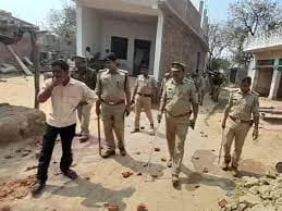 पुलिस पर हमला करने के आरोप में 14 लोग गिरफ्तार