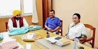 ममता और भगवंत मान ने "इंडी" गठबंधन को दिया झटका, अकेले चुनाव लड़ने की घोषणा